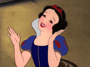 Snow-White-Clapping-
